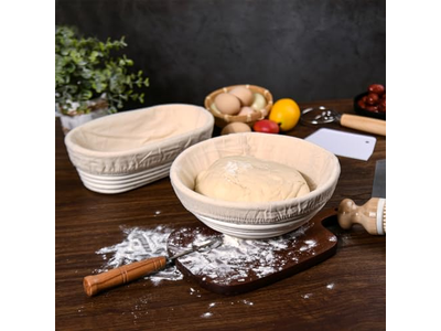 سلة تخمير خبز دائرية مع بطانة